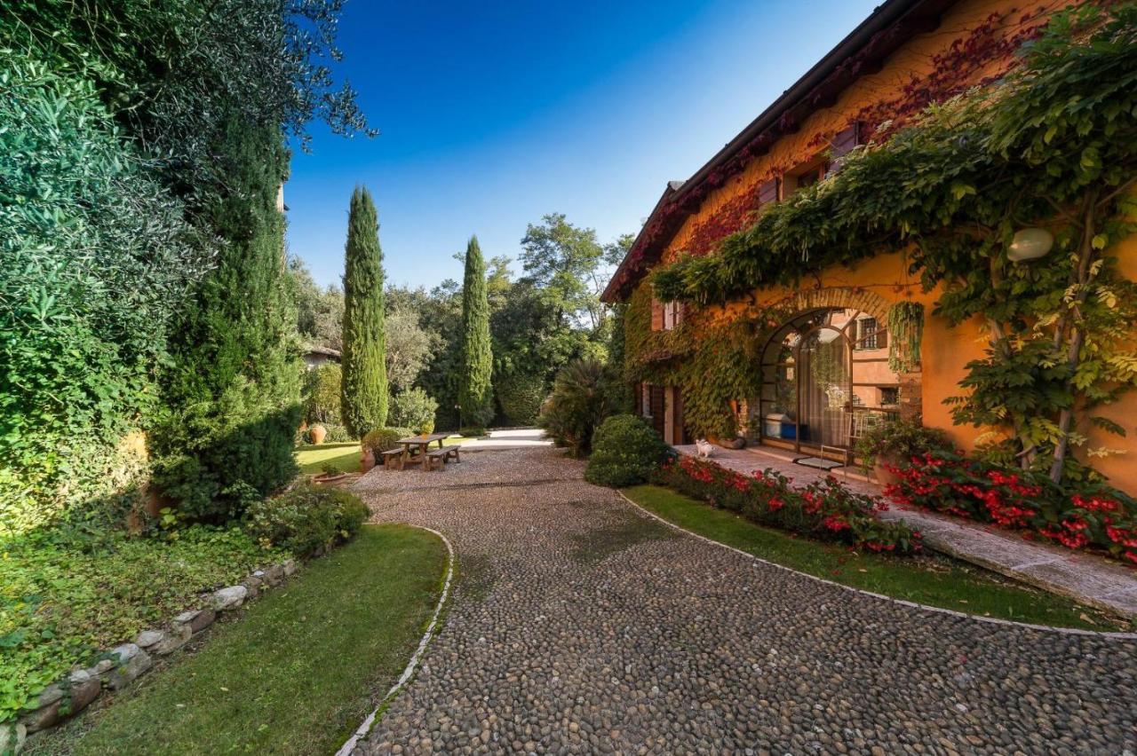Villa Relais Manerba Monzambano Exterior photo